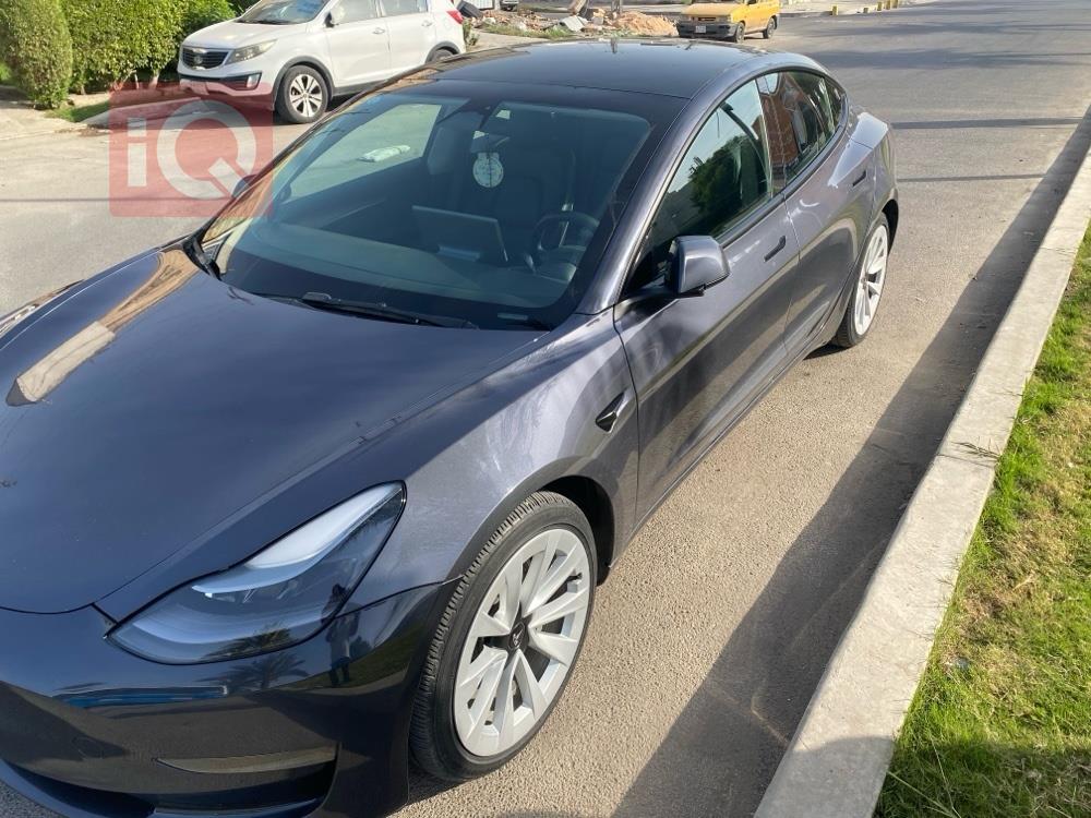 تێسلا مۆدێل 3